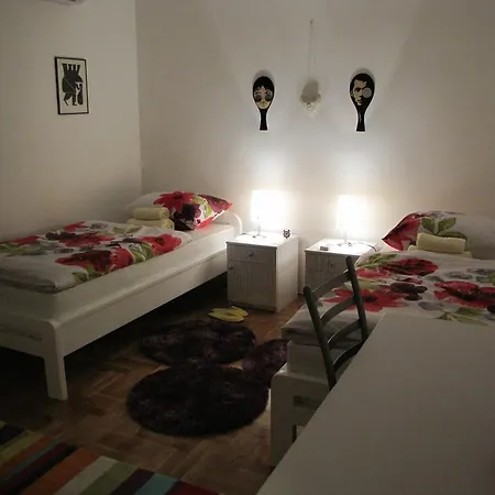 Tilia Apartment *